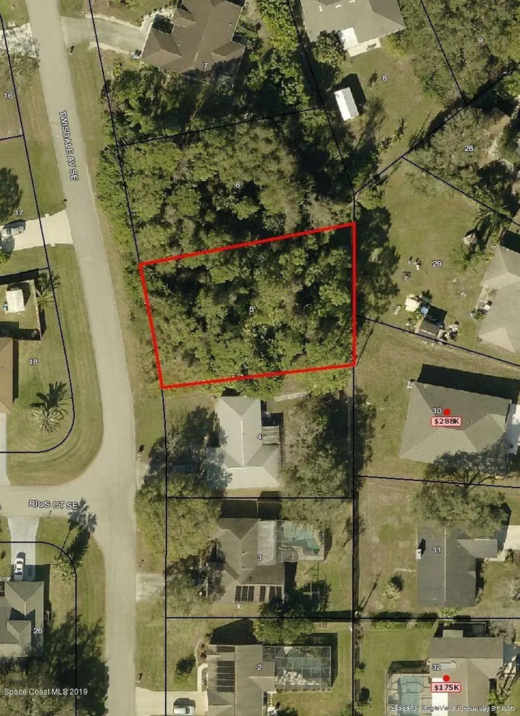 1343 Twisdale Avenue SE Palm Bay FL 32909