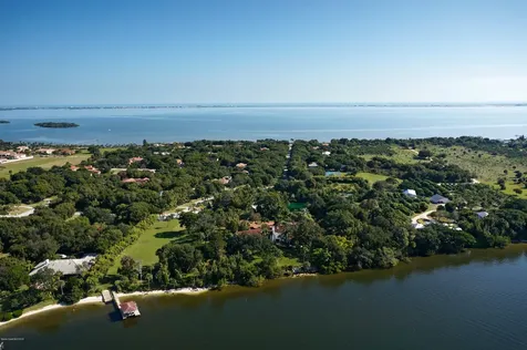 205 Hacienda Drive Merritt Island FL 32952