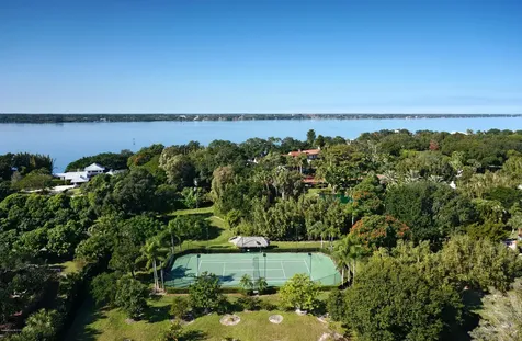 205 Hacienda Drive Merritt Island FL 32952