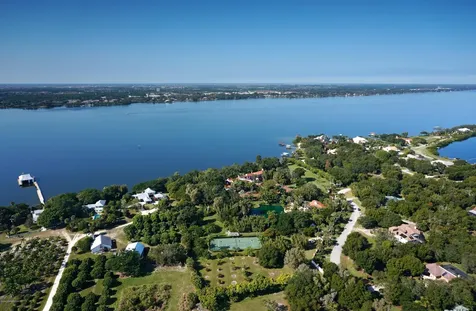 205 Hacienda Drive Merritt Island FL 32952