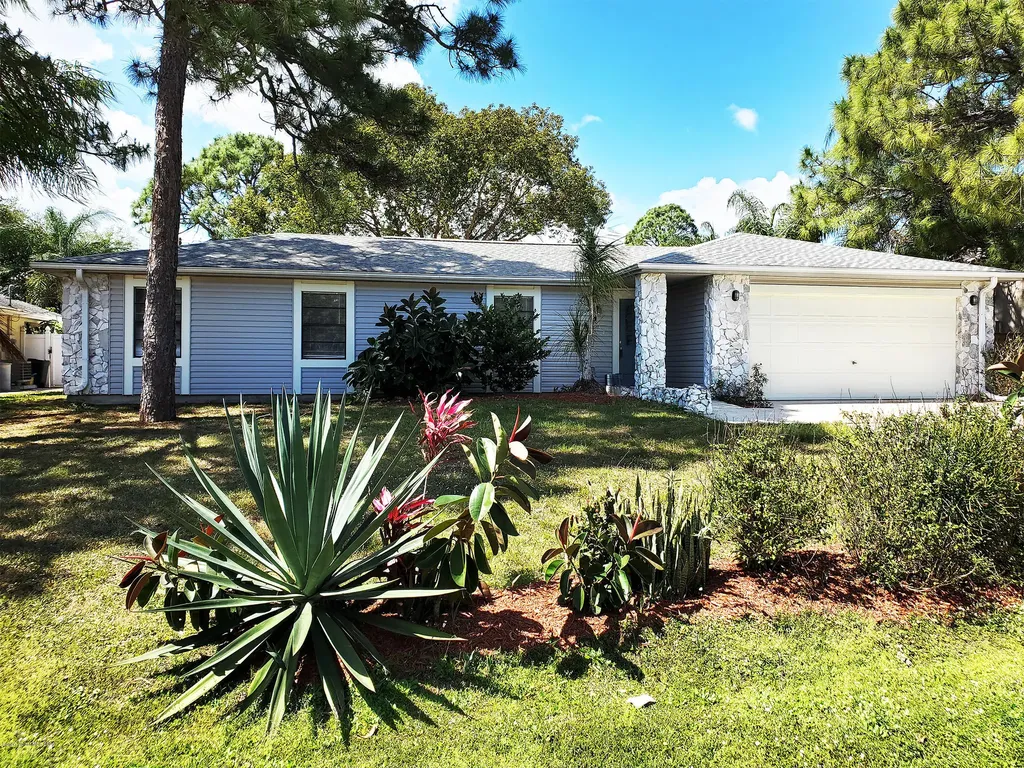 1406 Glendale Avenue NW Palm Bay FL 32907