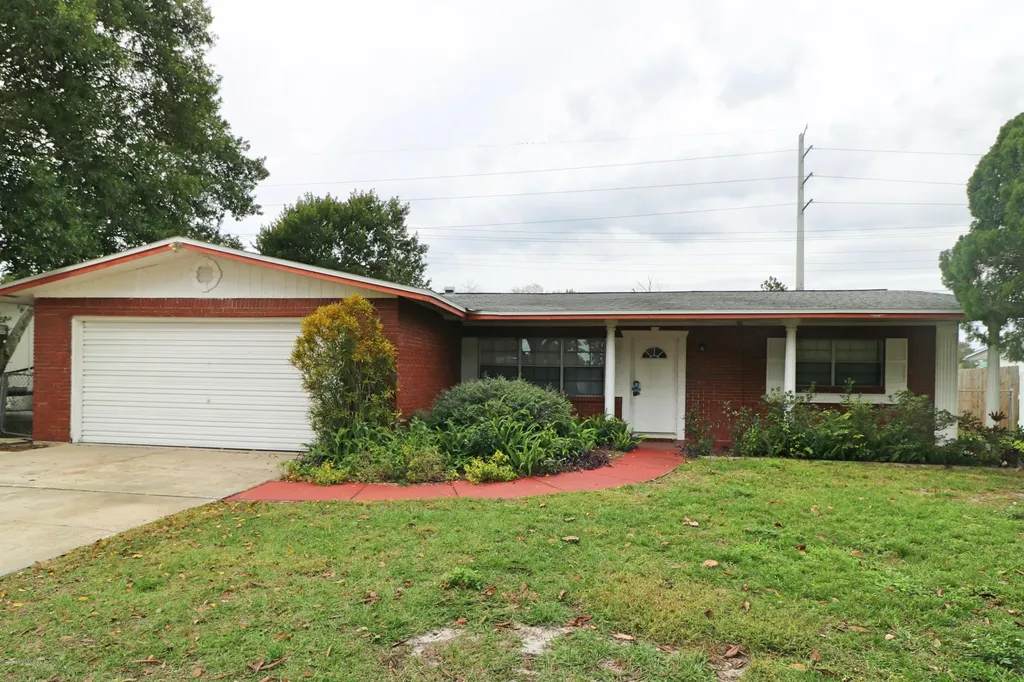 4330 Elliot Avenue Titusville FL 32780