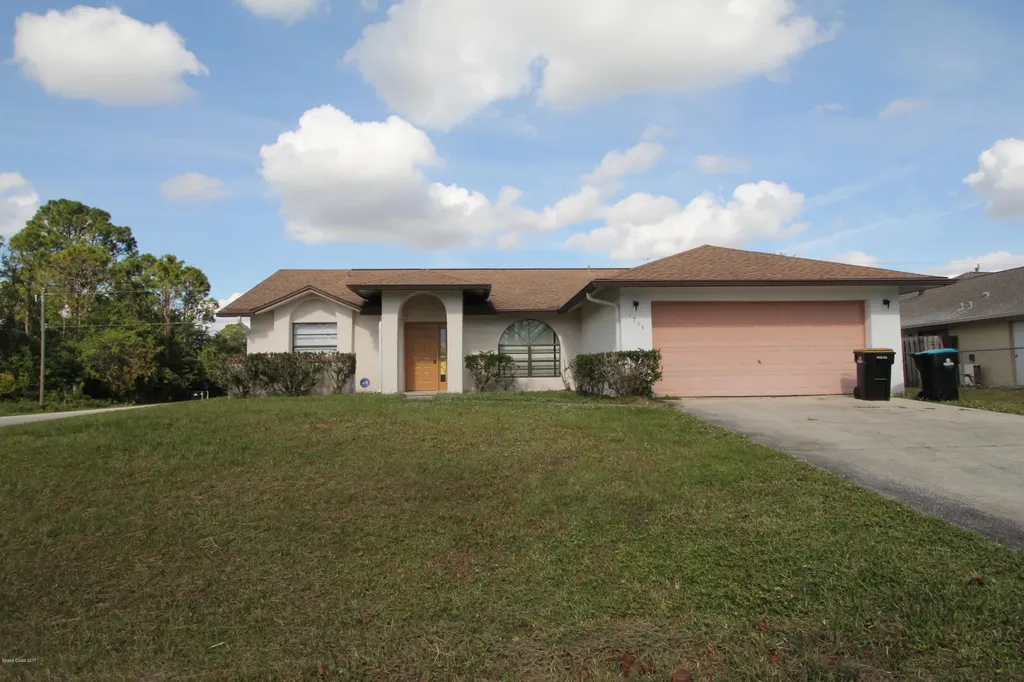 1795 Delki Street NW Palm Bay FL 32907
