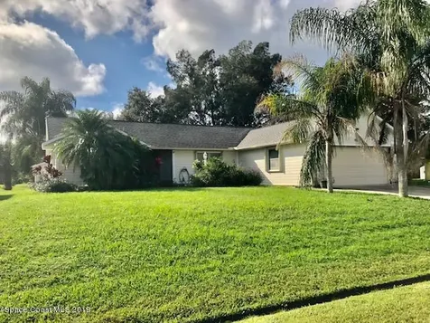 841 Grandin Avenue Sebastian FL 32958