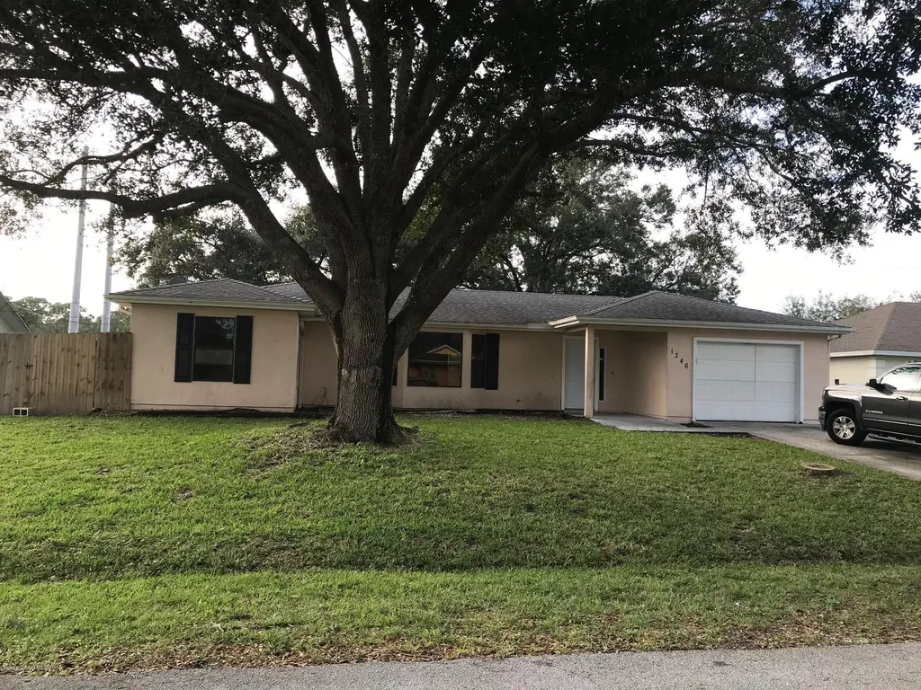 1346 Coral Reef Avenue NW Palm Bay FL 32907