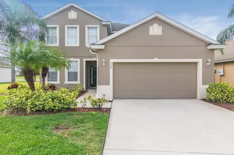 332 Wishing Well Circle SW Palm Bay FL 32908