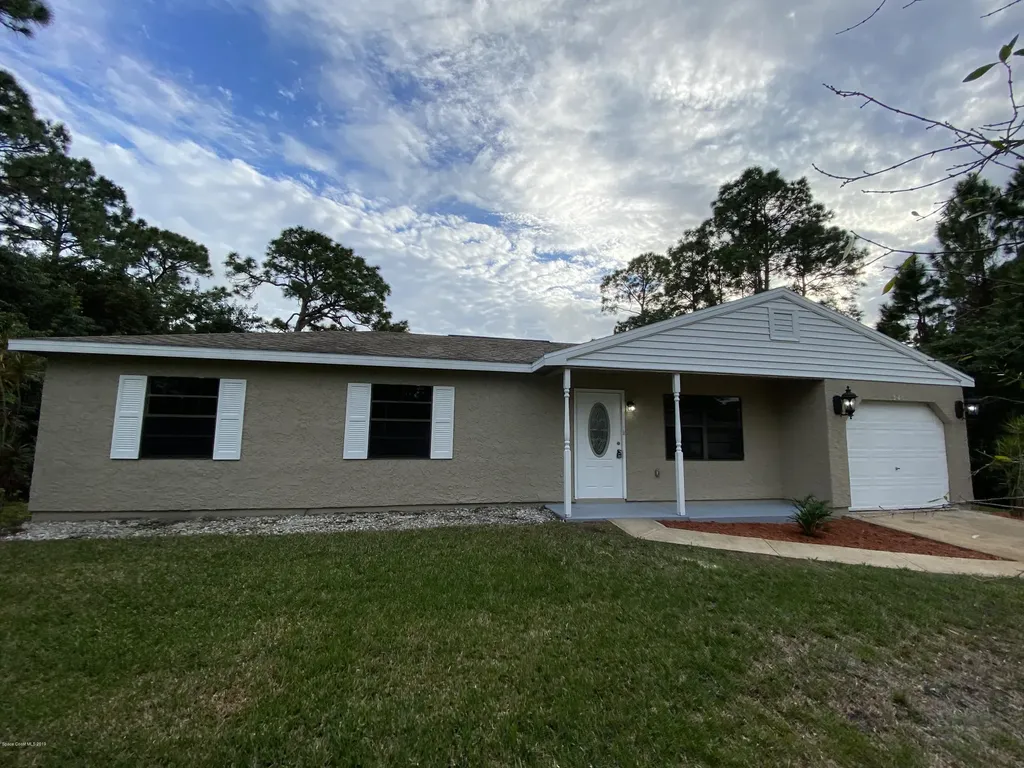 346 Mott Street SW Palm Bay FL 32908