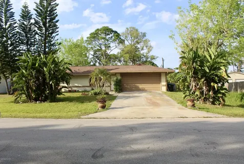 531 Belvedere Road NW Palm Bay FL 32907