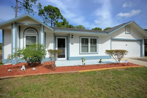 1237 Helliwell Street NW Palm Bay FL 32907