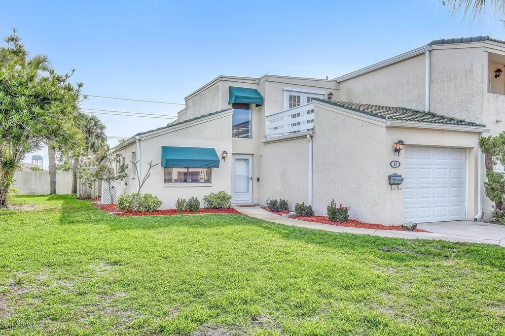 17 Emerald Court Satellite Beach FL 32937