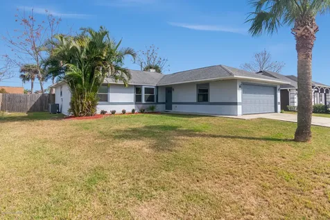 2933 Brandywine Circle Titusville FL 32796