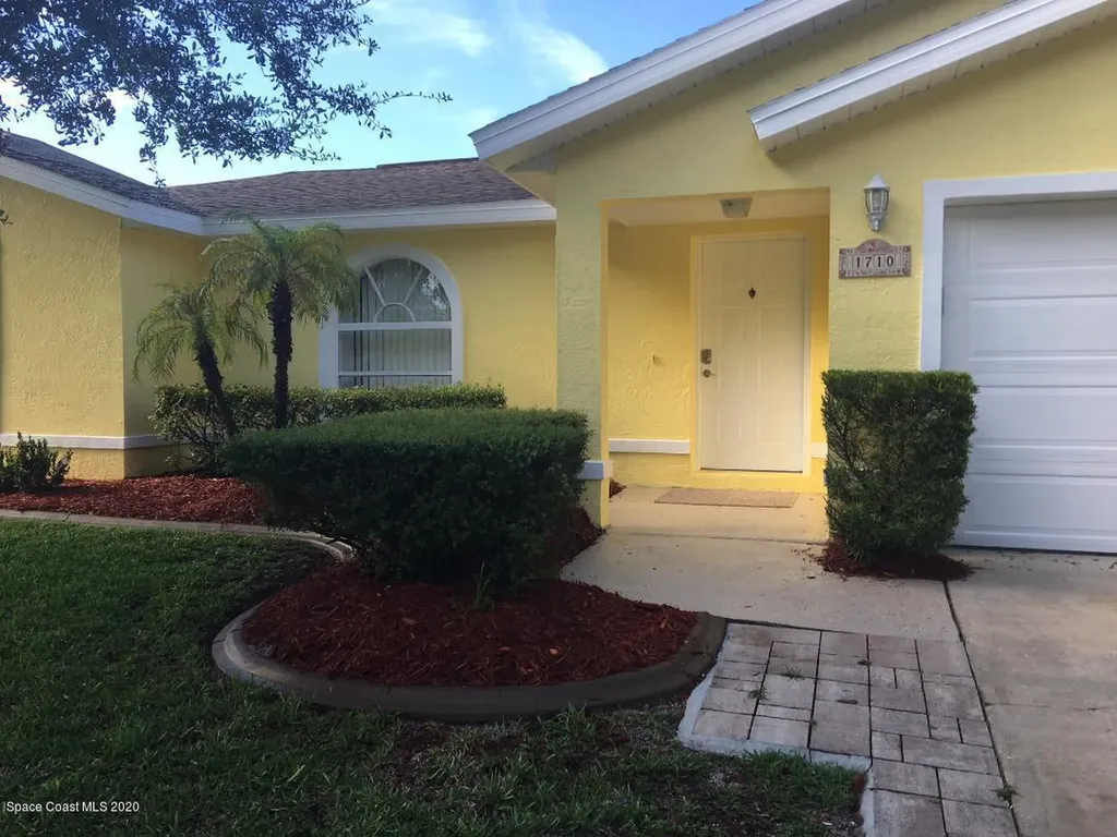 1710 Monrovia Street NW Palm Bay FL 32907