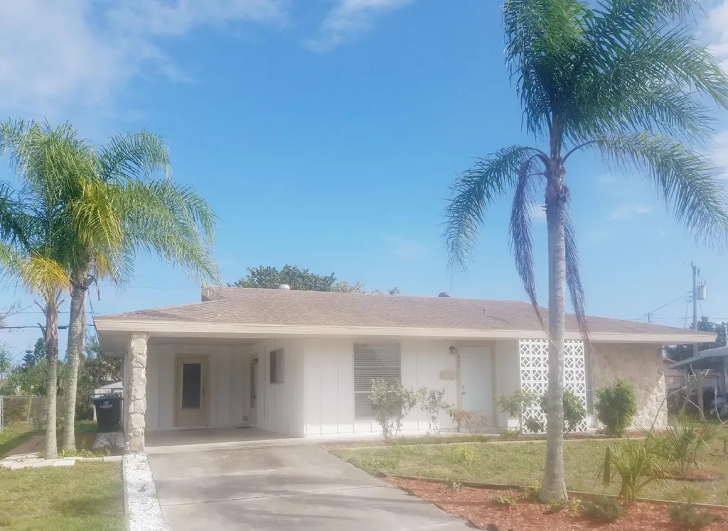 805 Bahama Street NE Palm Bay FL 32905