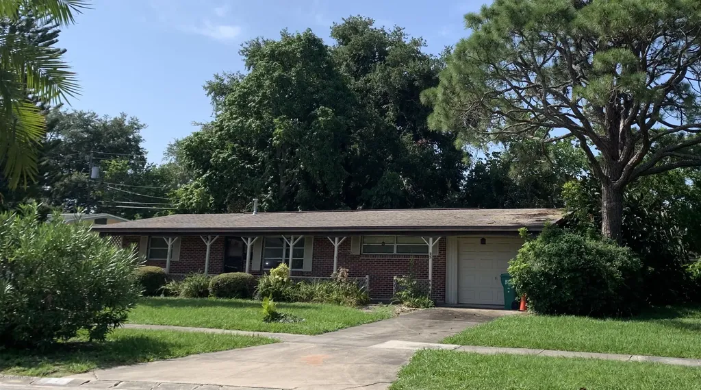 25 Carib Drive Merritt Island FL 32952