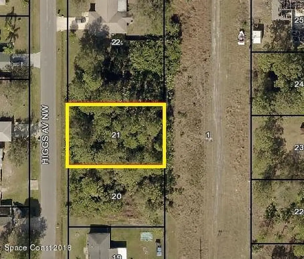 567 Higgs Avenue NW Palm Bay FL 32907