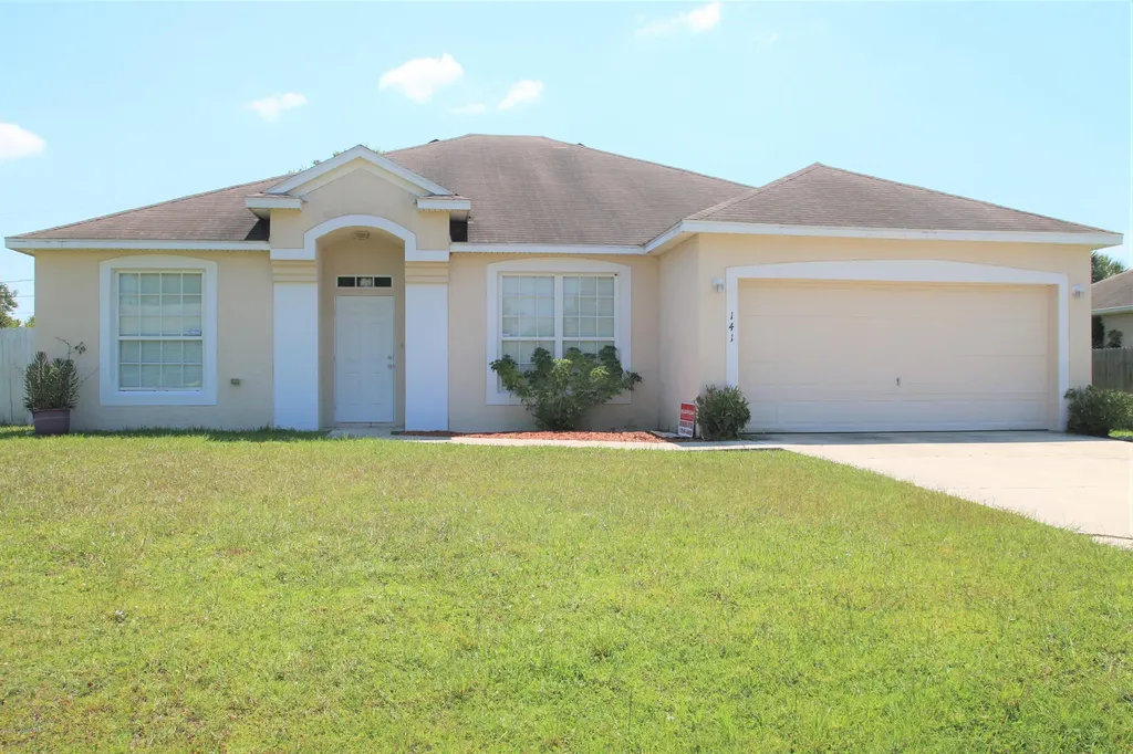 141 Maywood Avenue NW Palm Bay FL 32907