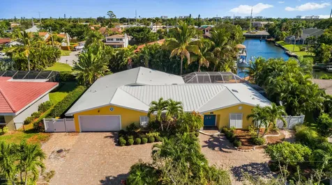 104 Cat Cay Lane Indian Harbour Beach FL 32937