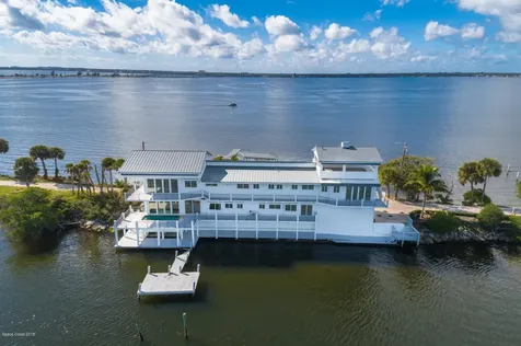 11670 Dragon Point Drive Merritt Island FL 32952
