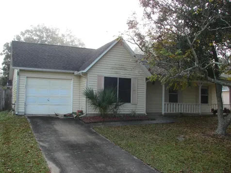 861 Fulda Avenue NW Palm Bay FL 32907