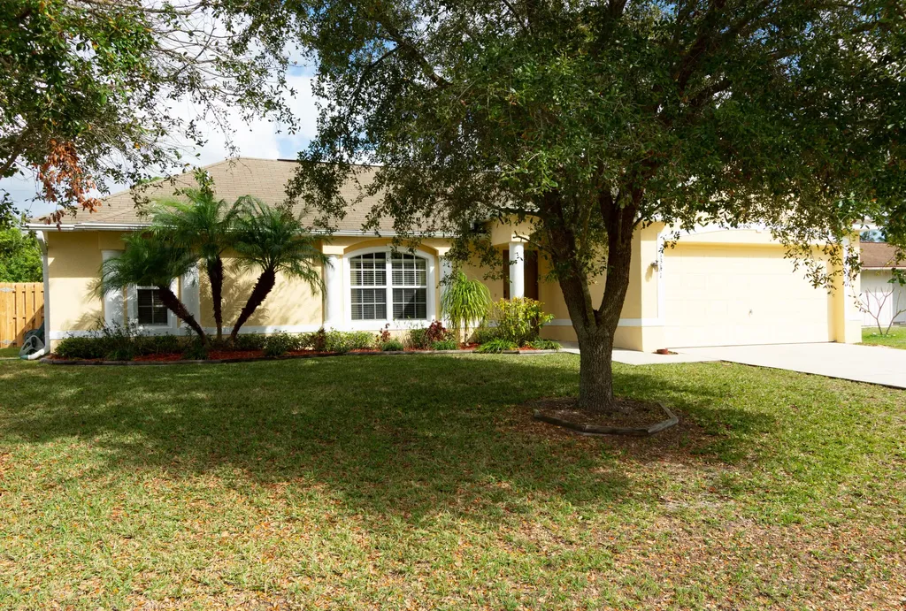 1341 Natal Street NW Palm Bay FL 32907