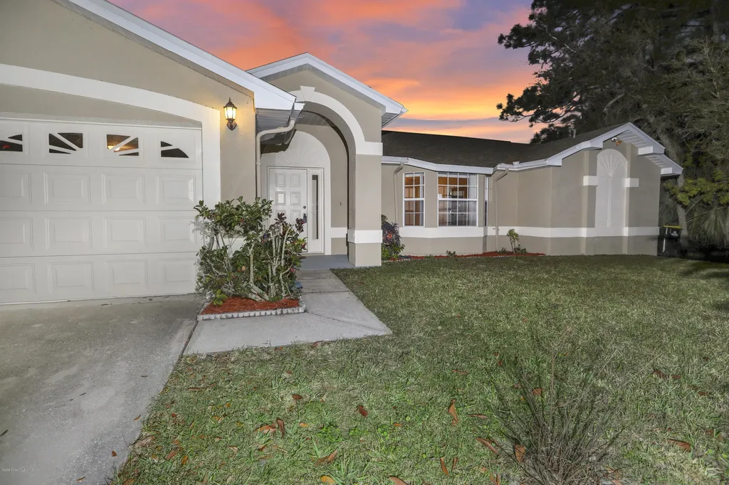 1628 Carbondale Avenue NW Palm Bay FL 32907