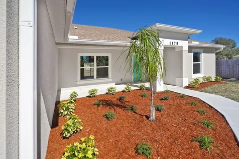 1175 Grandeur Street SE Palm Bay FL 32909