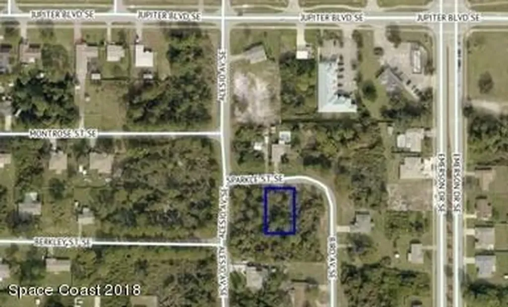 814 Sparkle Street SE Palm Bay FL 32909