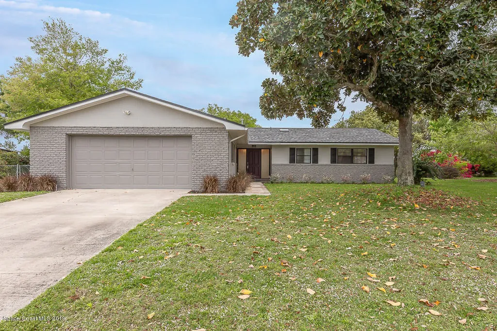 2724 Hillcrest Avenue Titusville FL 32796