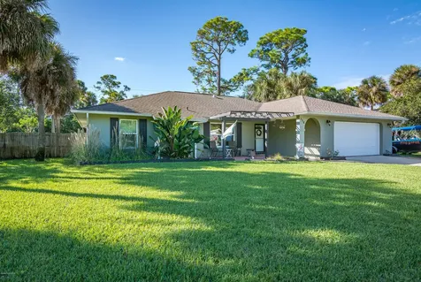 114 Hurst Road NE Palm Bay FL 32907