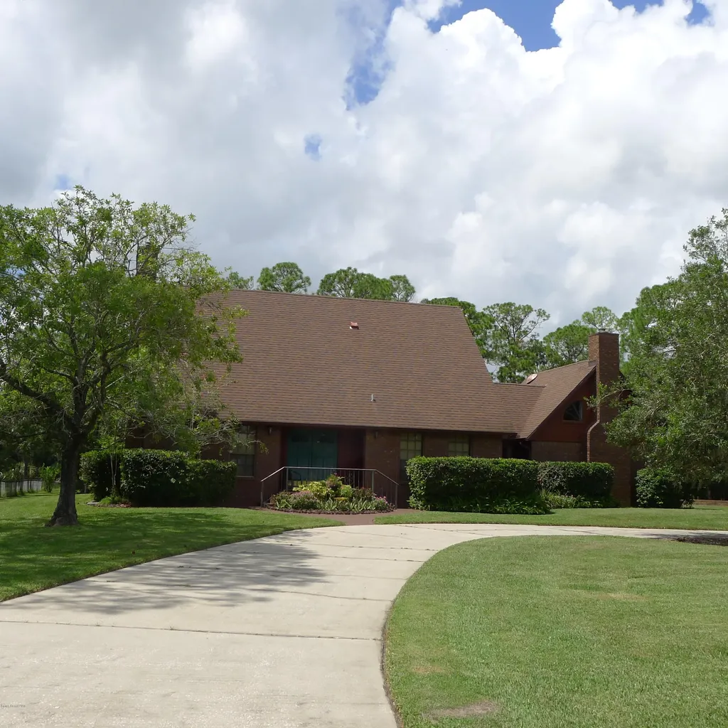 2230 Pine Meadow Avenue Melbourne FL 32904