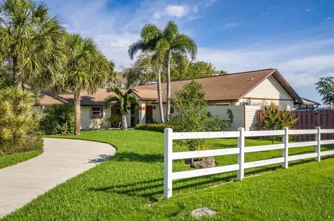 3877 Riverside Drive Melbourne FL 32935