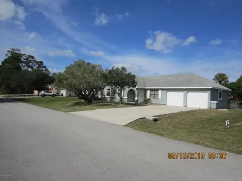1279 Wadsworth Street SE Palm Bay FL 32909