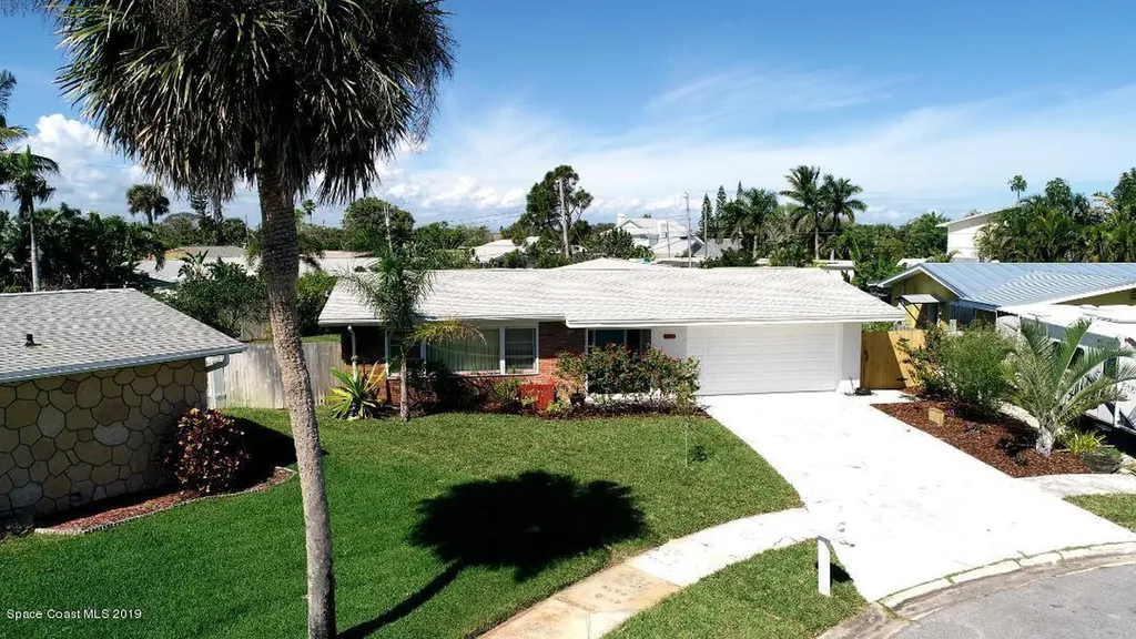 120 Venus Court Indialantic FL 32903
