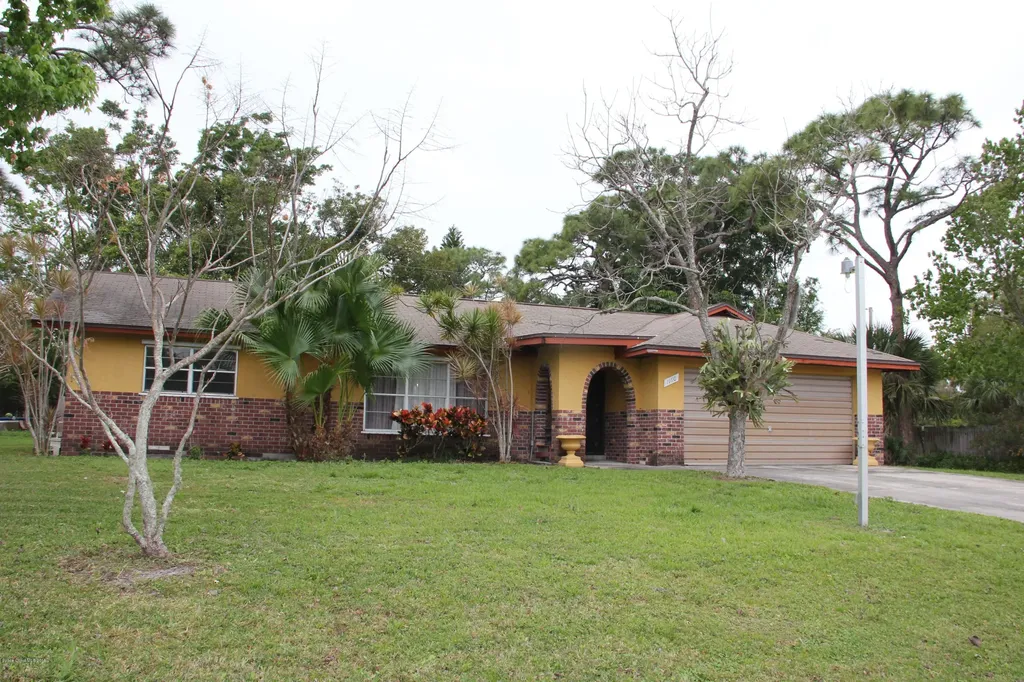 1160 Grove Street NE Palm Bay FL 32905