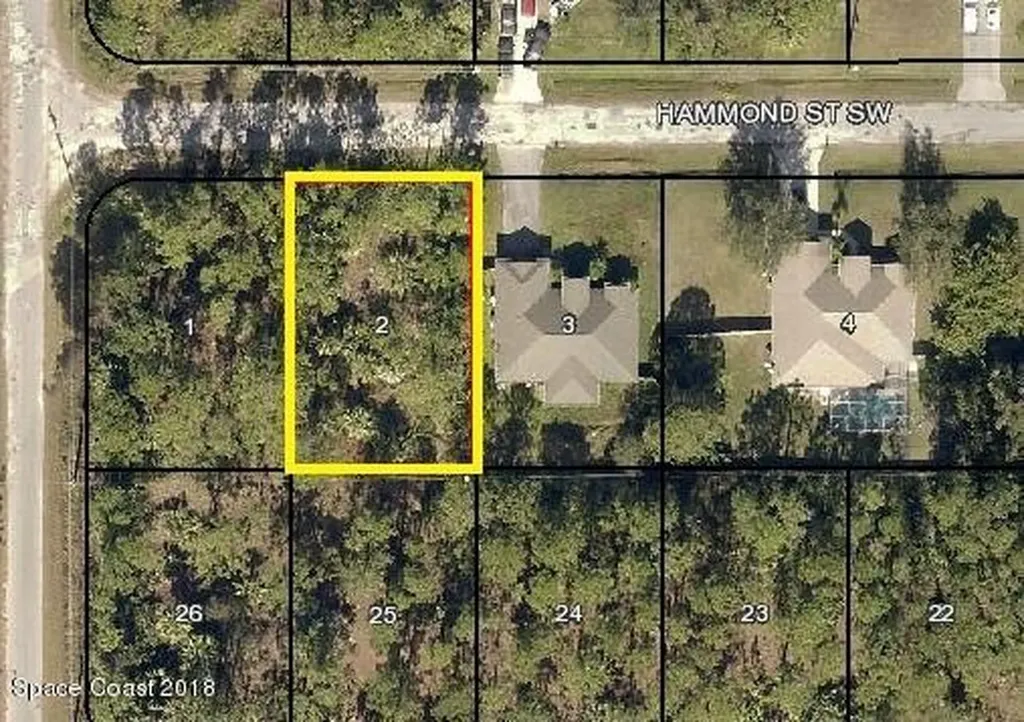 588 Hammond Street SW Palm Bay FL 32908