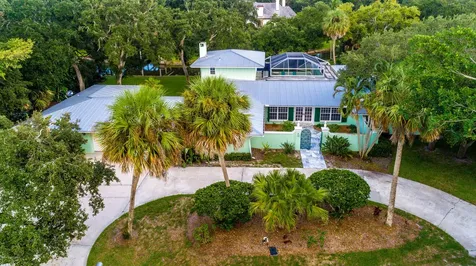1512 E Camino Del Rio Vero Beach FL 32963