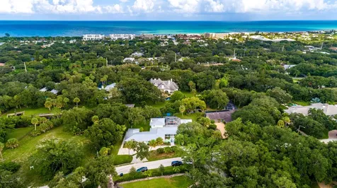 1512 E Camino Del Rio Vero Beach FL 32963