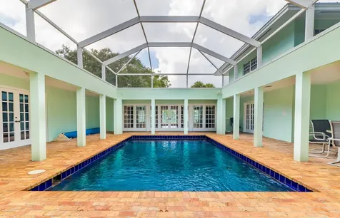 1512 E Camino Del Rio Vero Beach FL 32963