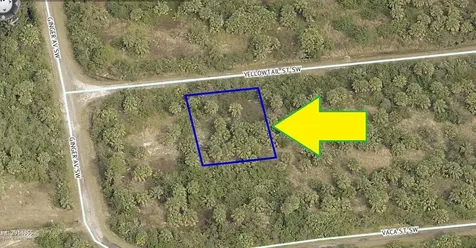 880 Yellowtail Street SW Palm Bay FL 32908