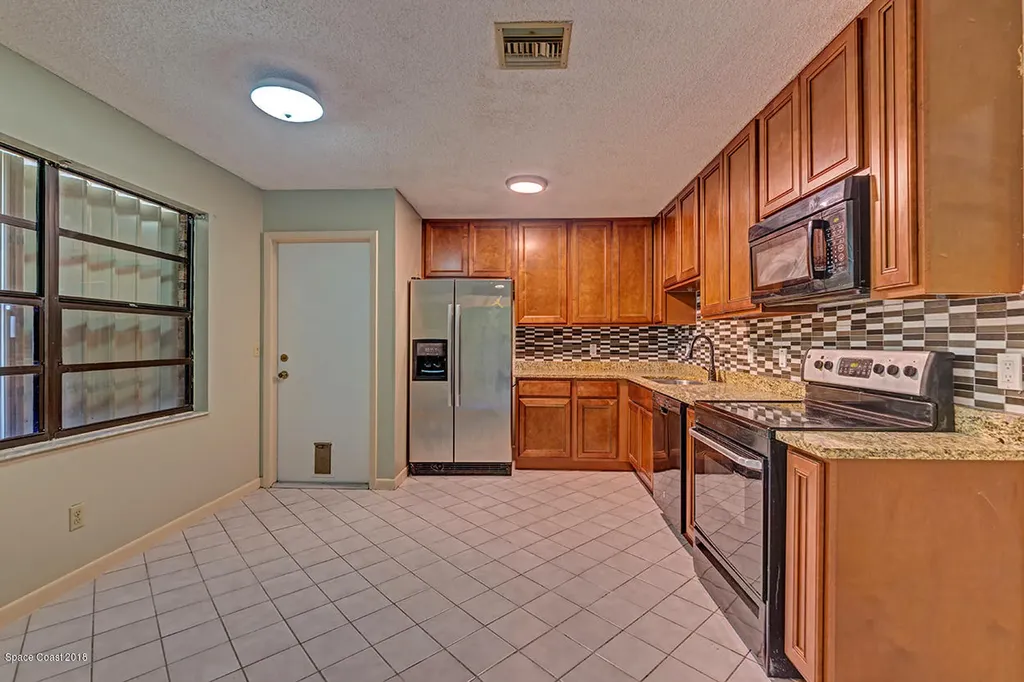 1590 Reed Street NW Palm Bay FL 32907