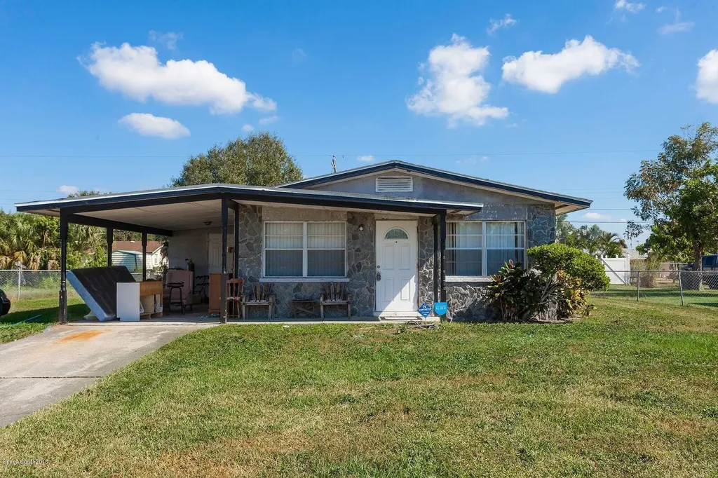1708 5th Avenue W Palmetto FL 34221