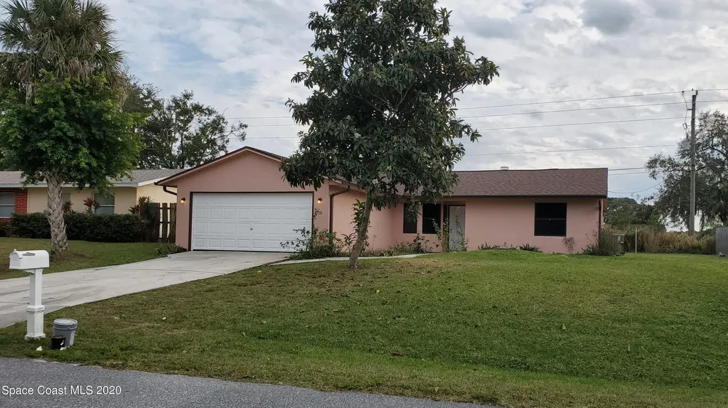 1718 Glenwood Street NE Palm Bay FL 32907