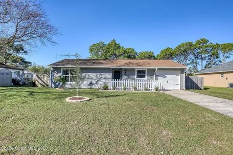 858 Clifton Road SE Palm Bay FL 32909