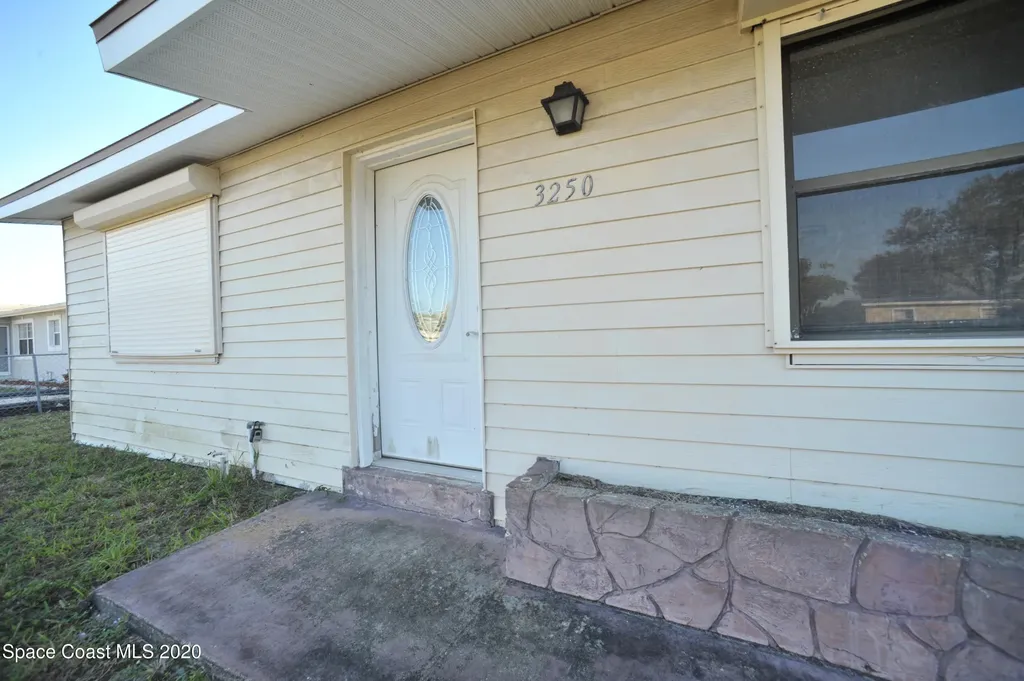 3250 Ideal Avenue NE Palm Bay FL 32905