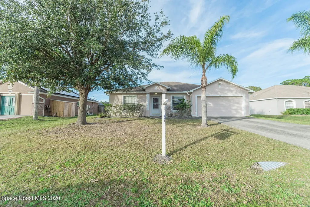 681 Thuringer Street NW Palm Bay FL 32907