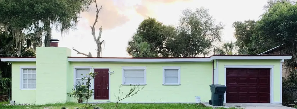 118 S Grannis Avenue Titusville FL 32796