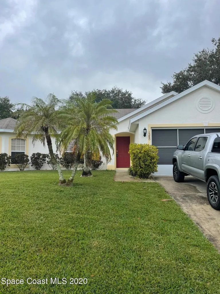 1280 Salina Street SE Palm Bay FL 32909