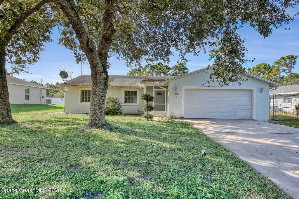 910 Ithaca Avenue SE Palm Bay FL 32909