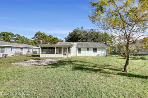 910 Ithaca Avenue SE Palm Bay FL 32909