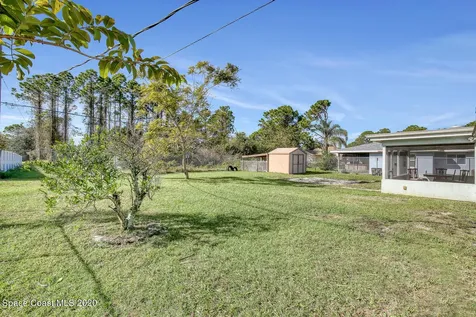 910 Ithaca Avenue SE Palm Bay FL 32909